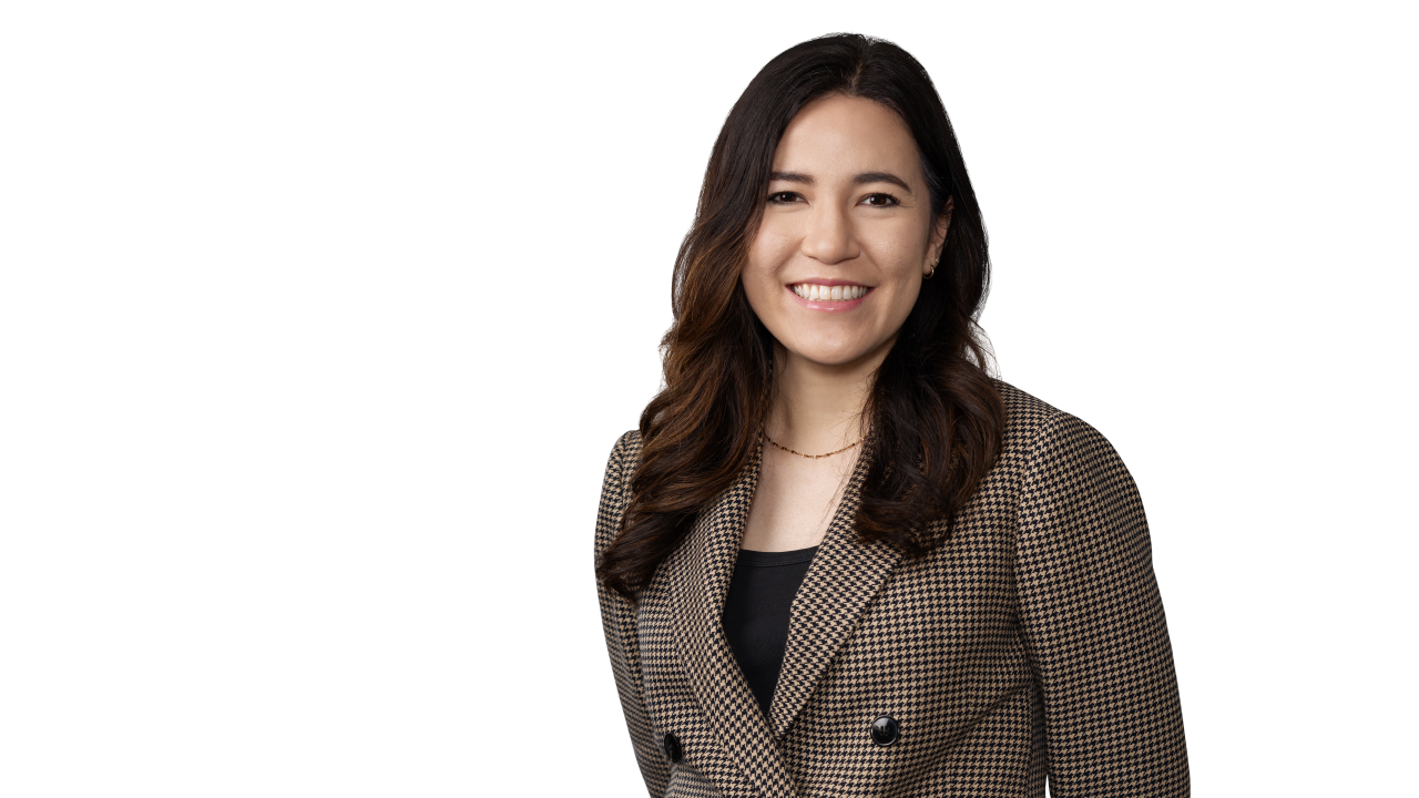 "The partners are really invested in my personal growth and have an open-door, 'ask-anything' policy. This environment fosters collaboration and teamwork, allowing me to learn from my colleagues and, ultimately, enjoy my work."<br><br>— <a href="/en/professionals/sarah-anderson"><em><strong>Sarah Anderson</strong></em></a>