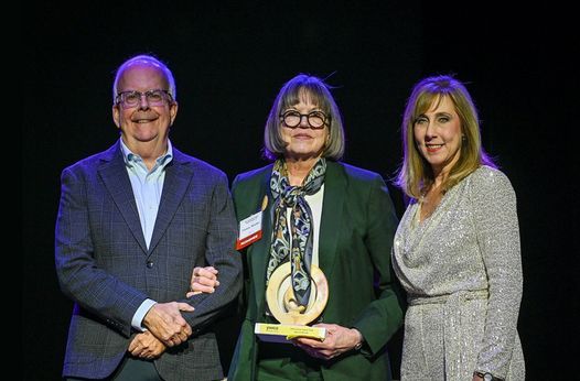 Marcia Mueller Named the 2026 Mentorship Award Winner by YWCA Northwestern Illinois
